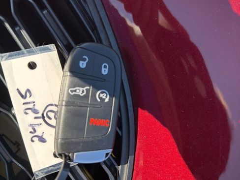 Certified 2022 Dodge Durango R/T image 38