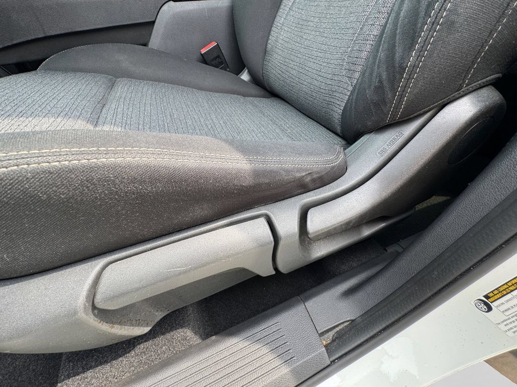 Used 2021 Nissan Rogue S FWD image 18