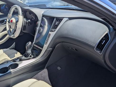 Used 2019 INFINITI Q60 Red Sport 400 AWD/4WD image 17
