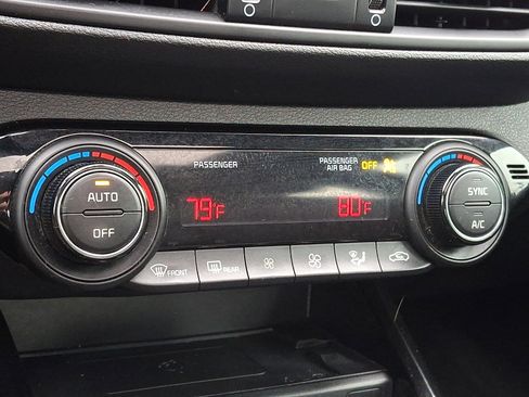 Used 2022 Kia Forte GT-Line w/ GT-Line Premium Package image 16