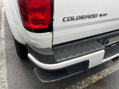 Used 2017 Chevrolet Colorado Z71 image 7