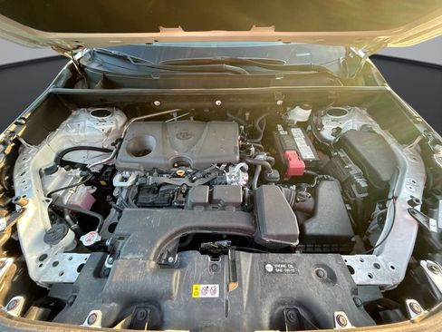 Used 2023 Toyota RAV4 LE FWD image 31