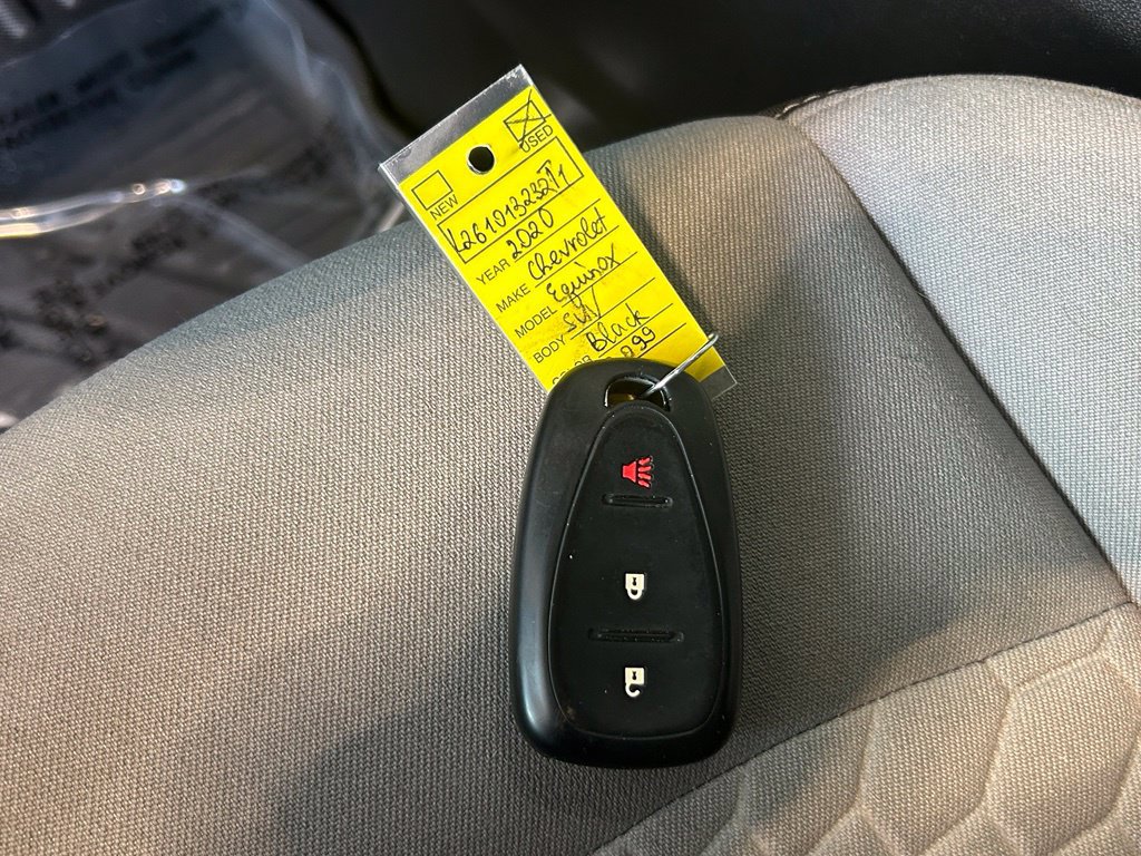 Used 2020 Chevrolet Equinox LS w/ LS Convenience Package FWD image 44