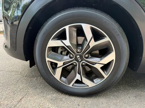 Used 2022 Kia Sportage EX image 21