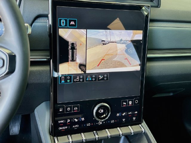 New 2027 GMC Terrain AT4 w/ Convenience Package III AWD/4WD image 9