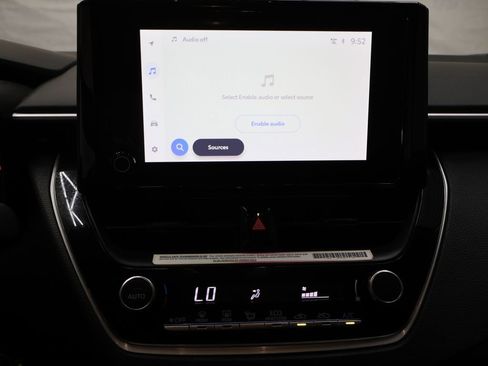 Used 2024 Toyota Corolla LE FWD image 21