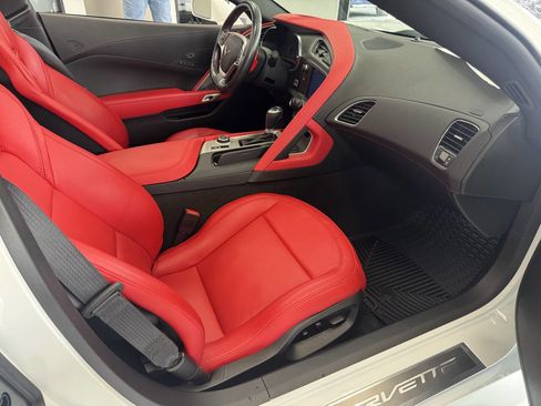 Used 2019 Chevrolet Corvette Grand Sport image 11