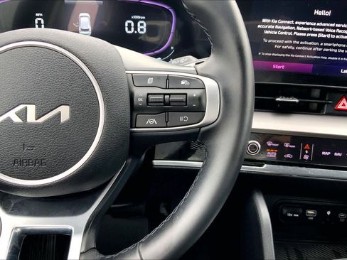 Used 2023 Kia Sportage EX image 22