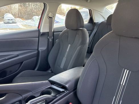 Used 2023 Hyundai Elantra SEL image 26