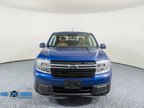 Used 2023 Ford Maverick Lariat image 2