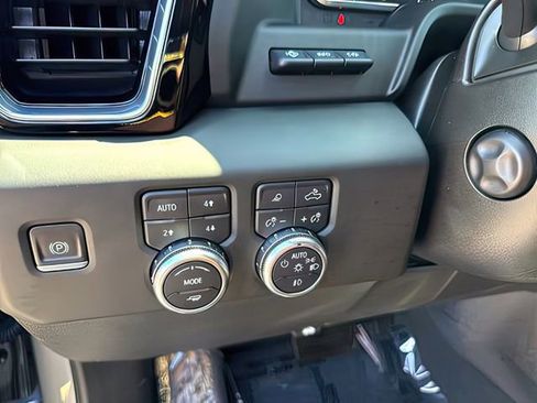 Used 2023 GMC Sierra 1500 Denali Ultimate AWD/4WD image 22