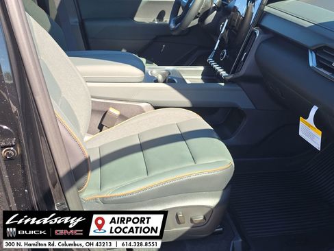 New 2026 GMC Acadia AT4 w/ Super Cruise Package image 29