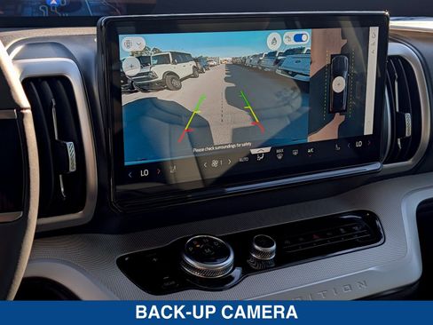 New 2026 Ford Expedition Active RWD image 35
