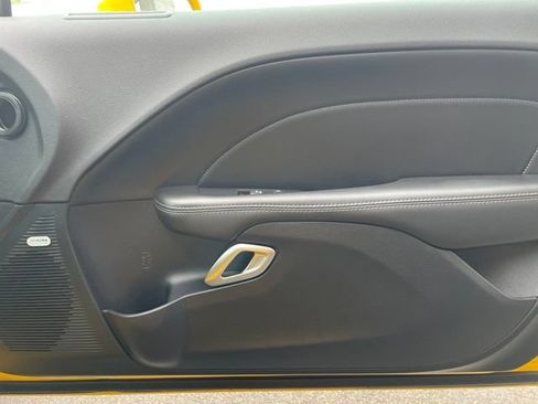 Used 2017 Dodge Challenger R/T Plus RWD image 25