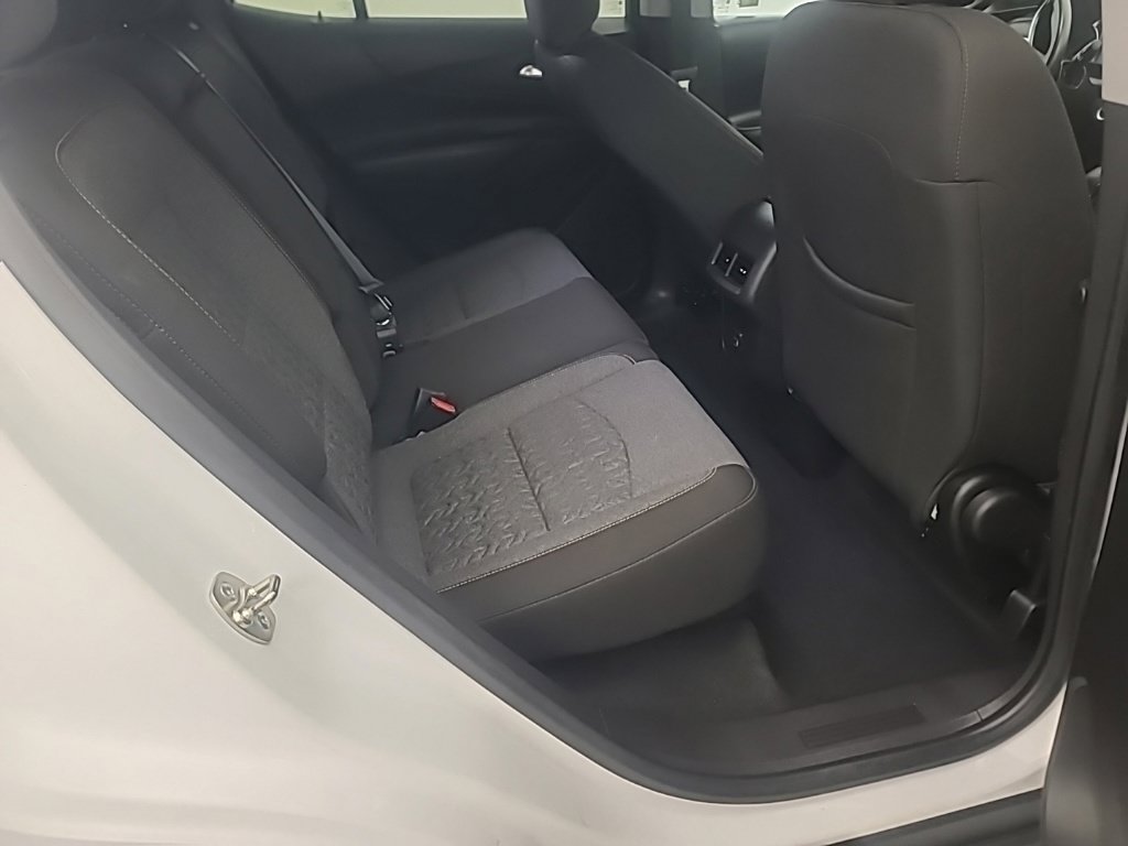 Used 2024 Chevrolet Equinox LT AWD/4WD image 17