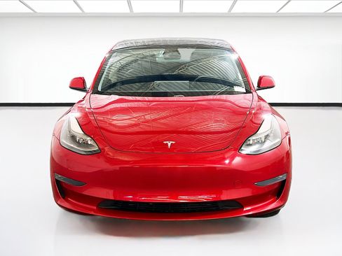 Used 2021 Tesla Model 3 Performance image 2