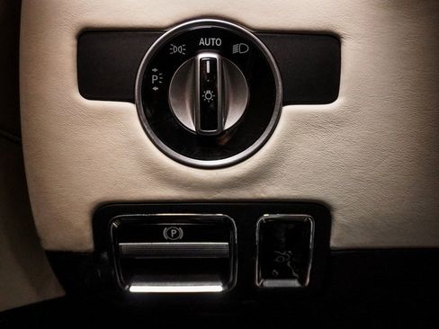 Used 2016 Mercedes-Benz AMG GT S w/ Exclusive Interior Package image 21