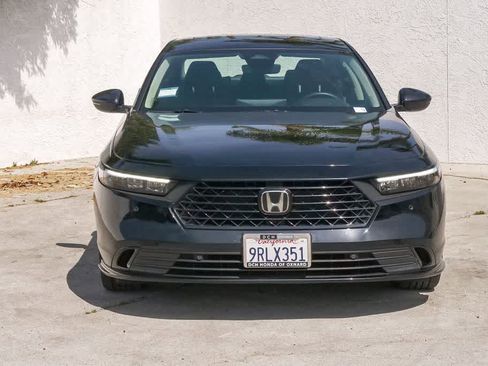 Used 2024 Honda Accord EX-L image 2