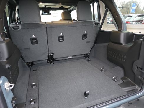 New 2026 Jeep Wrangler Unlimited Sport AWD/4WD image 33