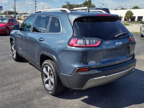 Used 2019 Jeep Cherokee Limited FWD image 5