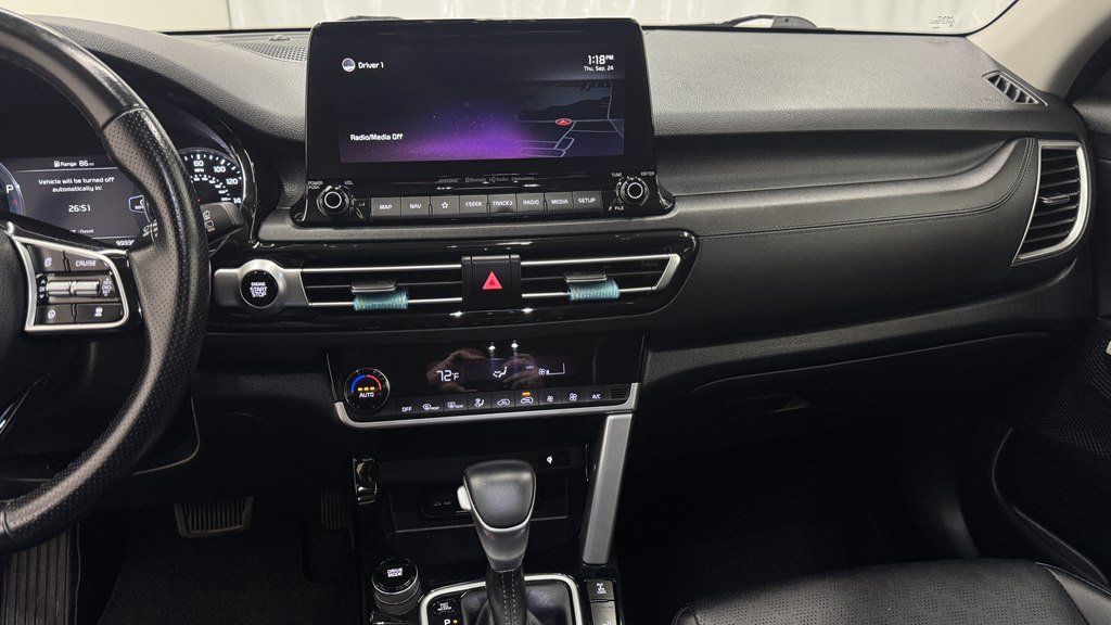 Used 2022 Kia Seltos SX w/ Sunroof Package AWD/4WD image 15