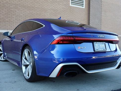 Used 2022 Audi RS 7 Sportback w/ RS 7 Executive Package image 9