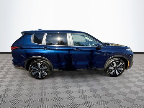 New 2026 Mitsubishi Outlander SE FWD image 8