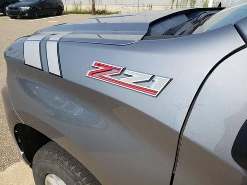 Used 2019 Chevrolet Silverado 1500 LT w/ All-Star Edition AWD/4WD image 11