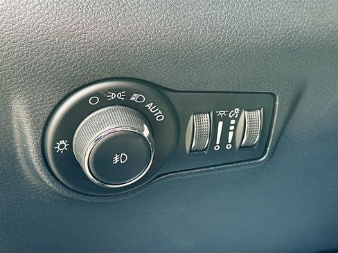 New 2026 Jeep Compass Limited AWD/4WD image 14