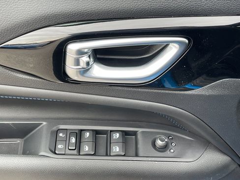 New 2026 Jeep Compass Latitude image 12