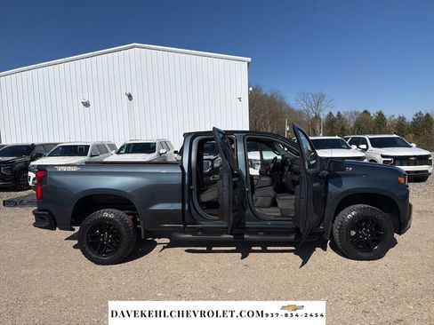 Used 2019 Chevrolet Silverado 1500 Custom Trail Boss image 30