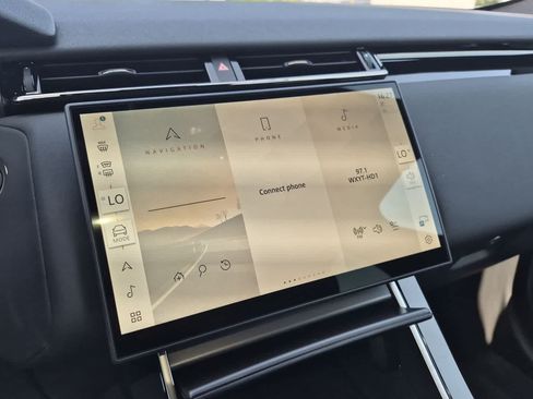 New 2026 Land Rover Range Rover Velar S AWD/4WD image 28