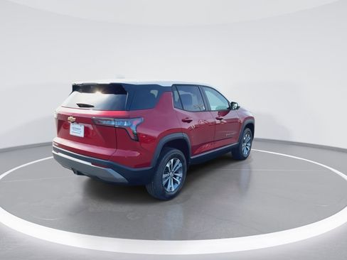 New 2026 Chevrolet Equinox LT w/ Convenience Package II FWD image 8