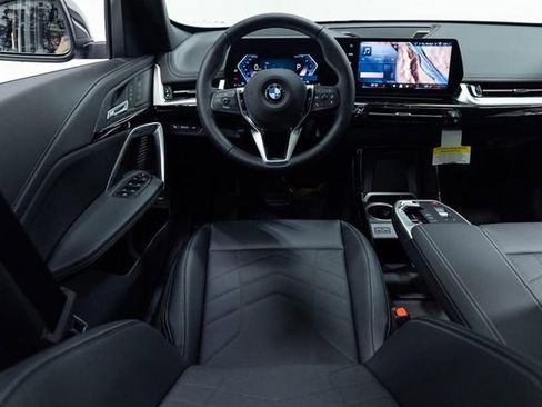 New 2026 BMW X1 xDrive28i w/ Technology Package image 4