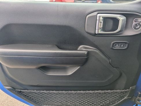 Used 2020 Jeep Gladiator Rubicon image 23