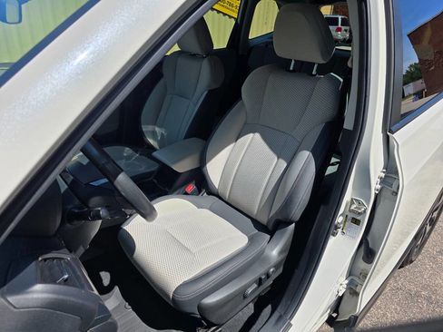 Used 2021 Subaru Forester Premium image 13