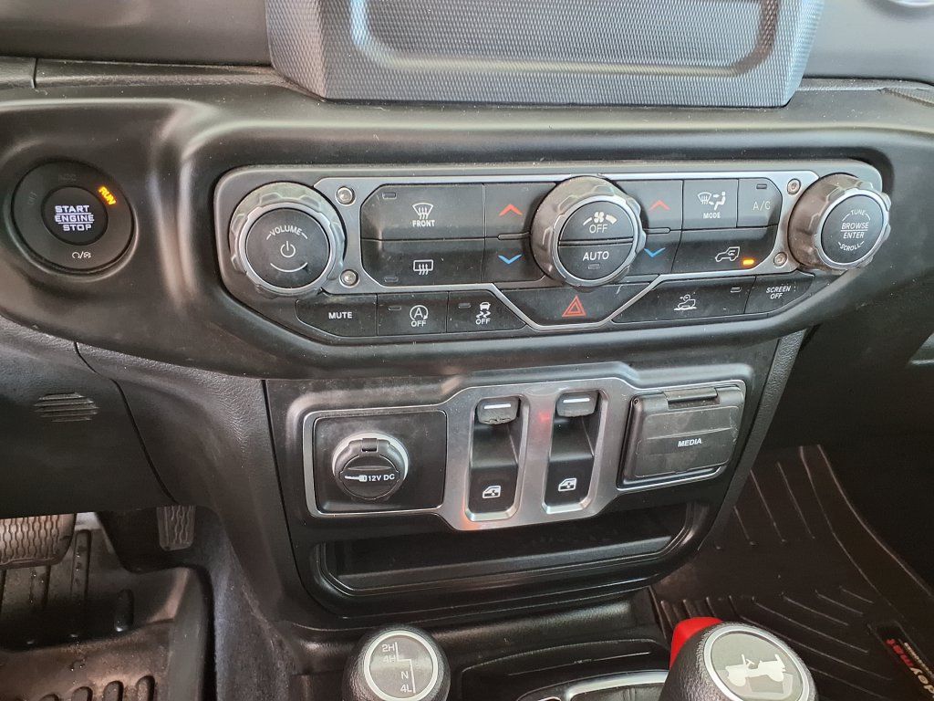 Used 2021 Jeep Wrangler Sport AWD/4WD image 27