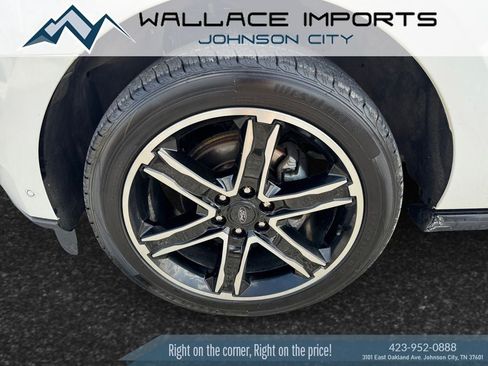 Used 2020 Ford Expedition Limited w/ Equipment Group 303A AWD/4WD image 9