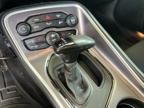 Used 2019 Dodge Challenger GT w/ Driver Convenience Group RWD image 19