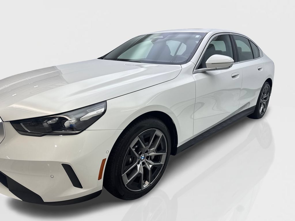 Used 2026 BMW 530i RWD image 12