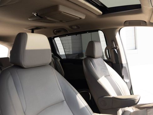 Used 2019 Honda Odyssey Elite image 45
