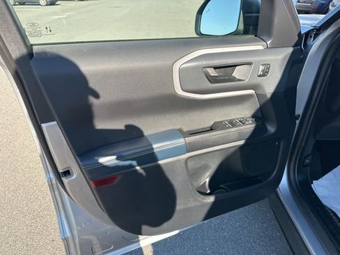 Used 2023 Ford Bronco Sport Outer Banks image 15