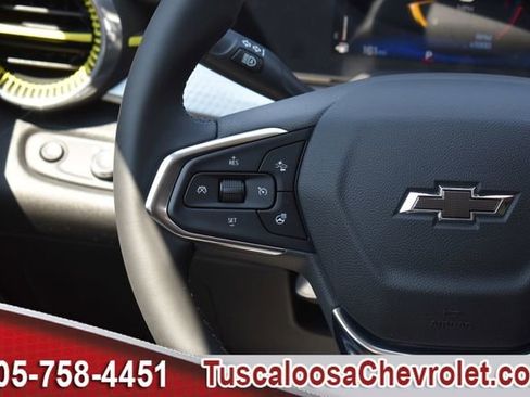 New 2026 Chevrolet Trax LT w/ Midnight Edition FWD image 19