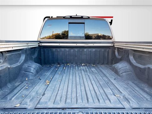 Used 2023 Nissan Titan PRO-4X w/ Pro-4x Convenience Package image 27