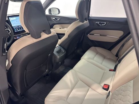 Used 2026 Volvo XC60 B5 Plus w/ Climate Package AWD/4WD image 21