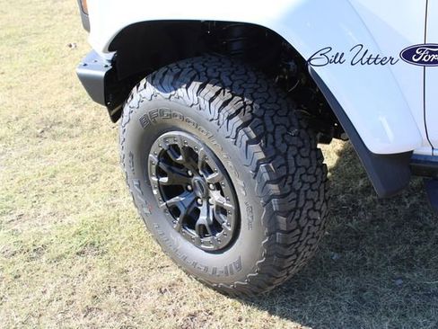 New 2025 Ford Bronco Raptor image 5