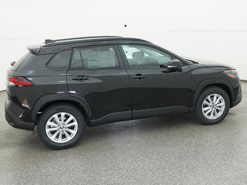 New 2026 Toyota Corolla Cross LE image 94