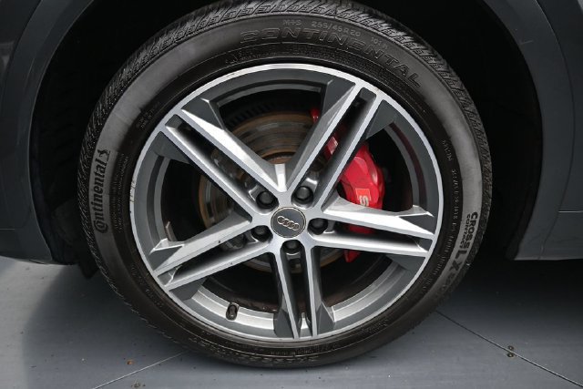 Used 2019 Audi SQ5 Premium Plus AWD/4WD image 11