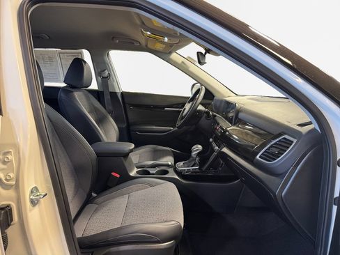 Certified 2025 Kia Seltos S AWD/4WD image 26