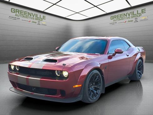Used 2023 Dodge Challenger SRT Hellcat image 2